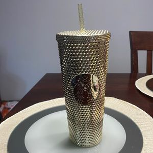Gold 24 oz Starbucks cup